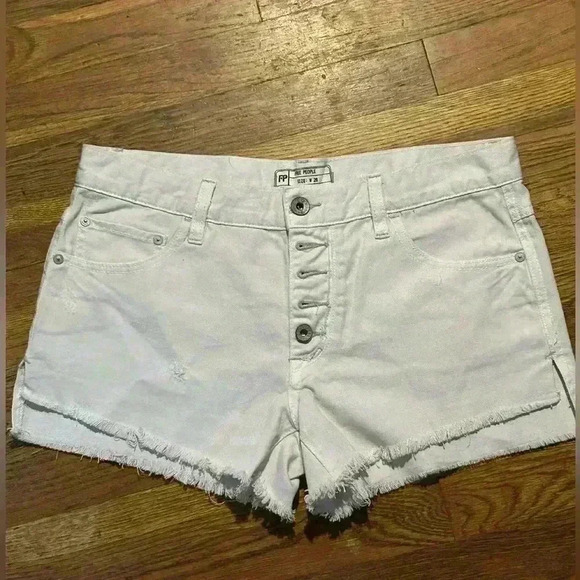 Free People White‎ Frayed Denim Shorts, Size 26 - Picture 1 of 8